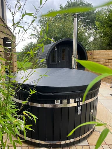 Starview hot tubs & outdoor living photo 1